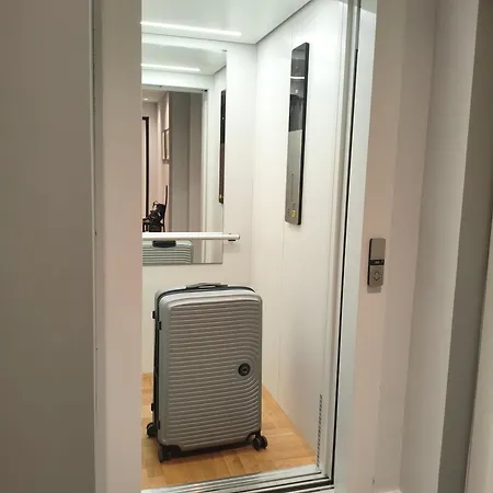 Apartment Strettorooms